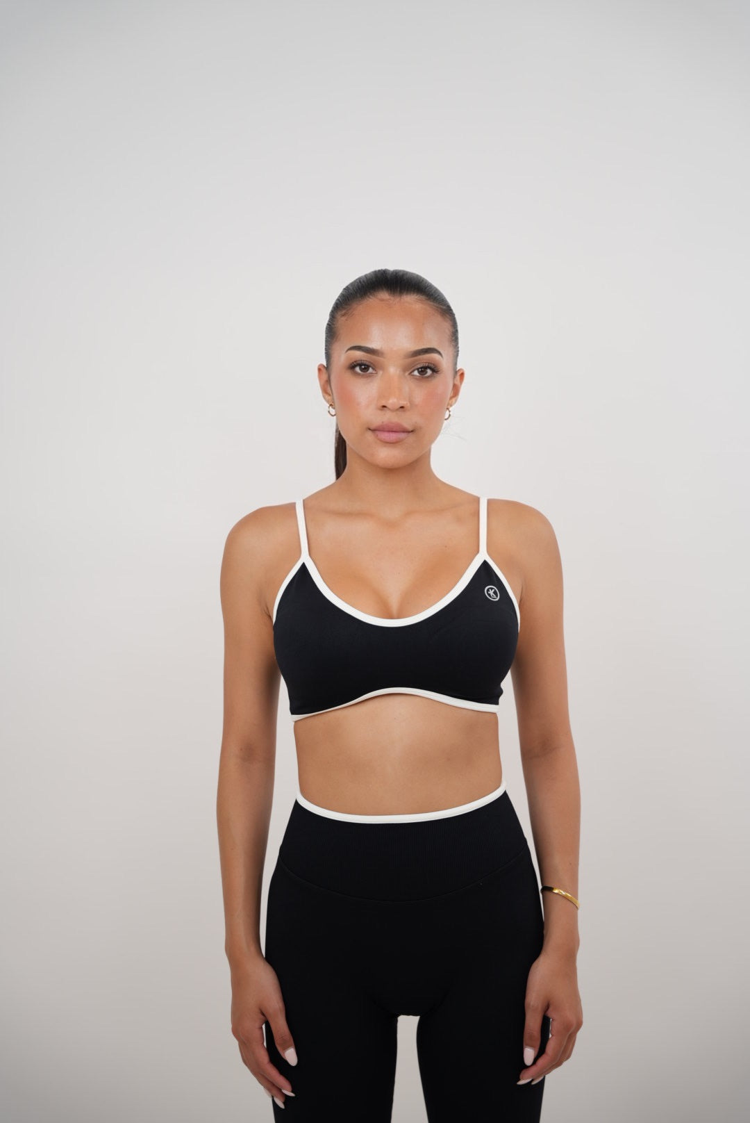 AURA Power Black Sports Bra